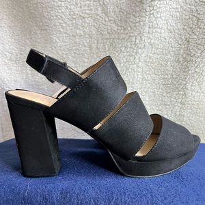 Naturalizer Black Suede Heels *NWOT*